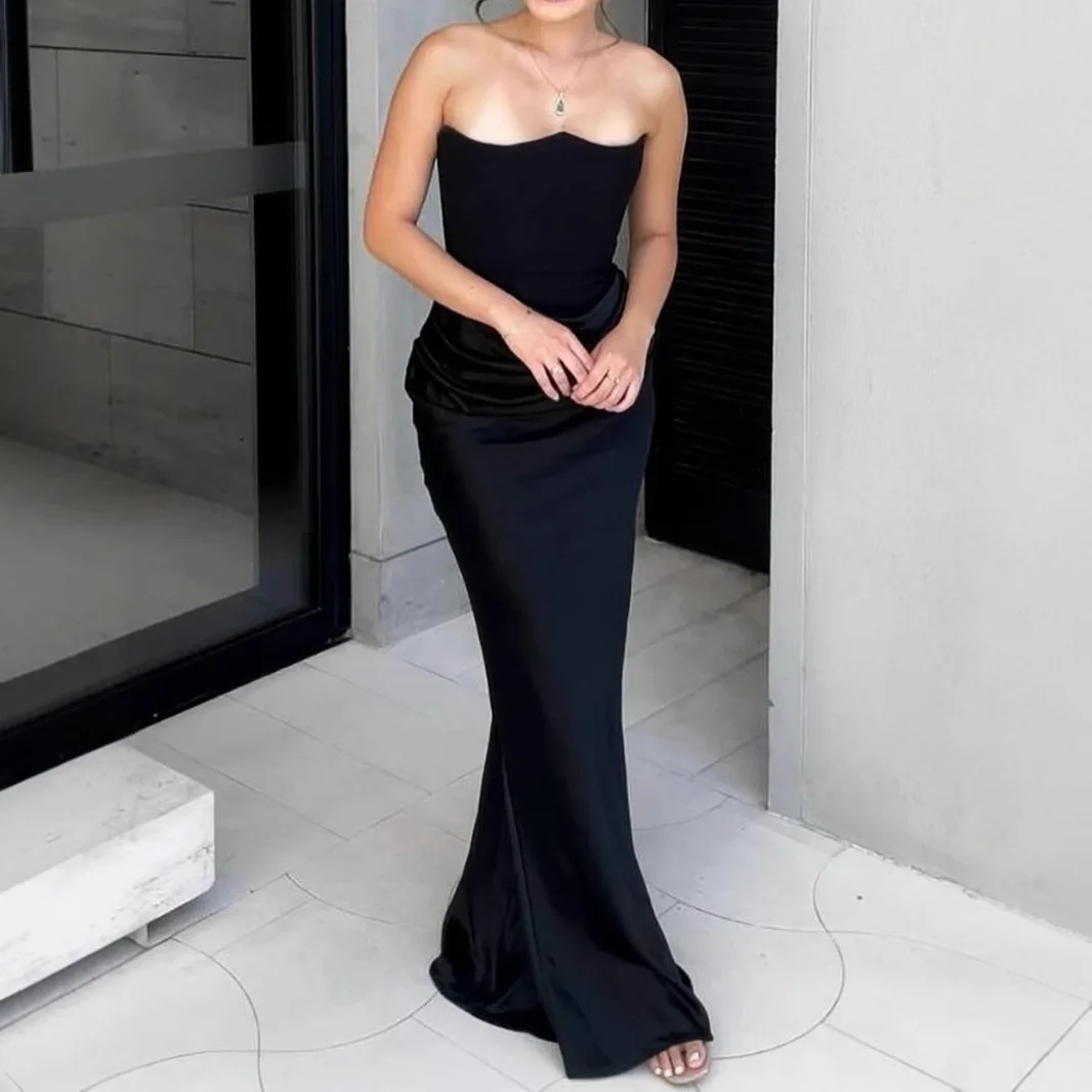 

Sexy tube top, fish bone slim fit, backless velvet dress, black hip wrap, fashionable simple and versatile temperament, elegant