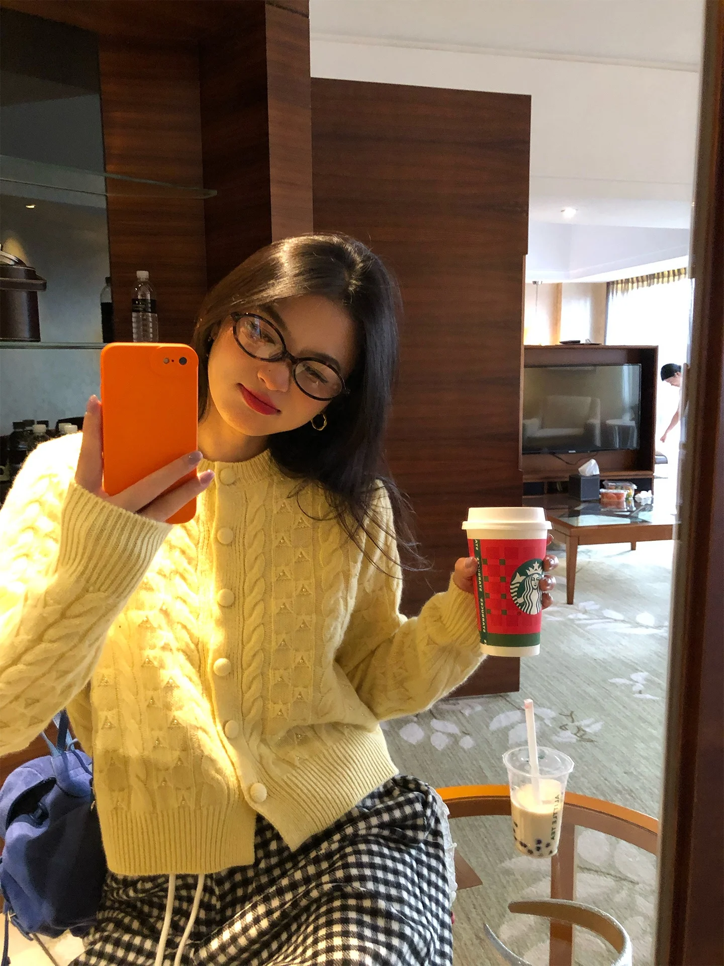 

Желтый женский свитер из чистой шерсти, дизайнерская верхняя одежда, внутренняя одежда, новинка 2025, повседневный удобный длинный трикотаж све