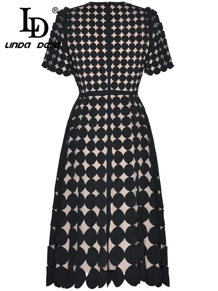 LD LINDA DELLA رقبة دائرية وأكمام قصيرة وخصر مجوف تصميم على طراز الأميرة فستان عصري لصيف 2025 عنصر جديد