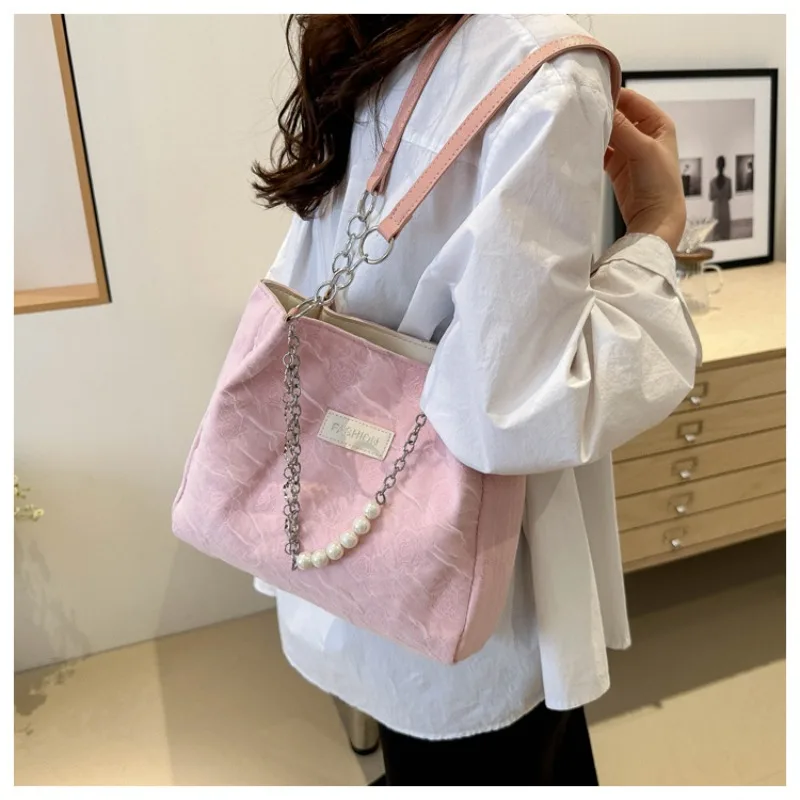 

Simple Fashion Shoulder Bag Handbag Versatile Pearl Chain Shoulder Bag New Trendy Tote Bag for Women in Spring Summer