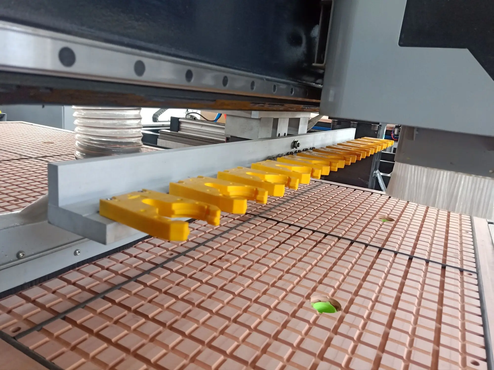 Solución de anidación, enrutador CNC automático 1325 para máquina de anidación Cnc para carpintería