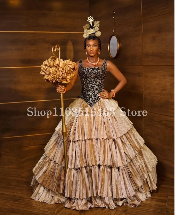 וינטג 'ויקטוריה קו-כדור שמלות נשף נשף צוואר מרובע מחוך האלטר חצי ליל