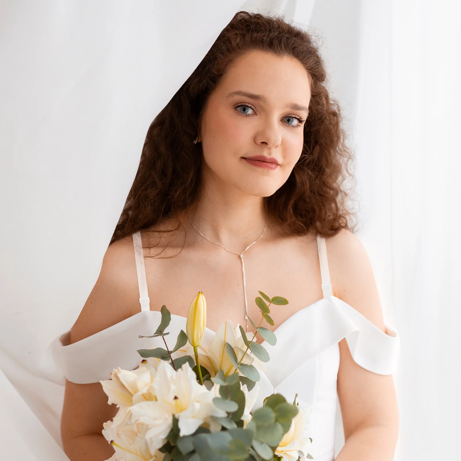 

Pair Transparent Invisible Crystal Silicone Non-Slip Bra Shoulder Strap Adjustable Replacement Bra Accessories for Tank Tops