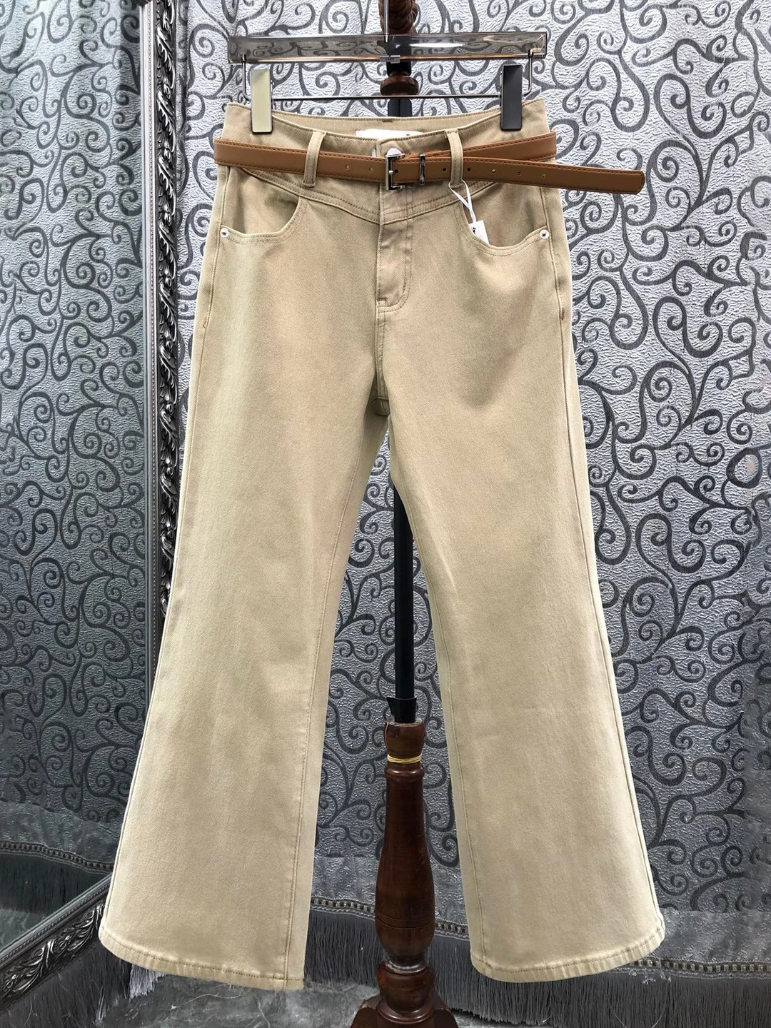 

Milan Small Town Commuter High Waist Belted Nine Points Flared Jeans Elegant Lady's Spring Summer Autumn Seasonal Wear