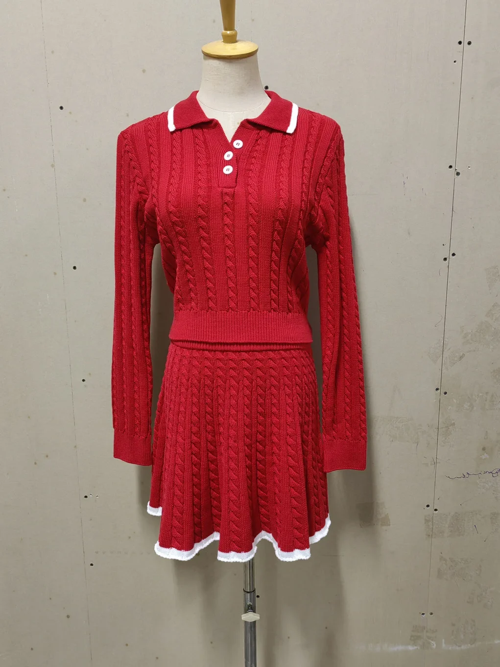 2025 ربيع الخريف قطعتين المرأة محبوك فستان مجموعة Y2k مطابقة مجموعة رفض طوق زر علوي مرونة الخصر فستان عادية #5