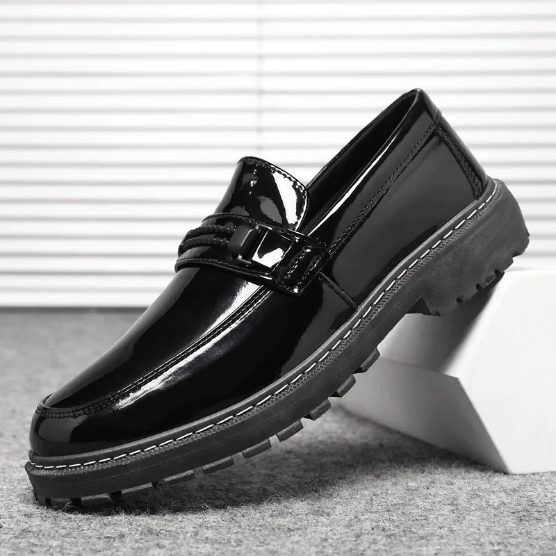 

Platform High Heel Height Increase Casual Men Patent Leather Shoe Mens Oxfords Foamal Dress Shoes Loafers Formal Wedding Zapatos