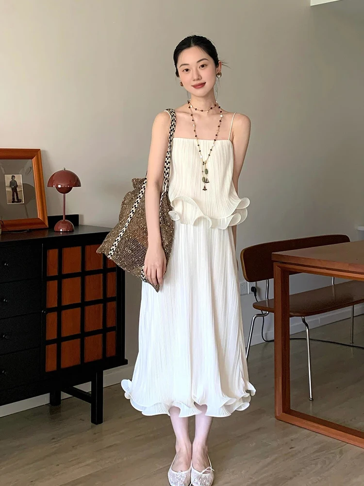 

Clothland женский милый белый костюм с рюшами на тонких бретельках без рукавов майка миди юбки милый комплект из двух предметов TA685