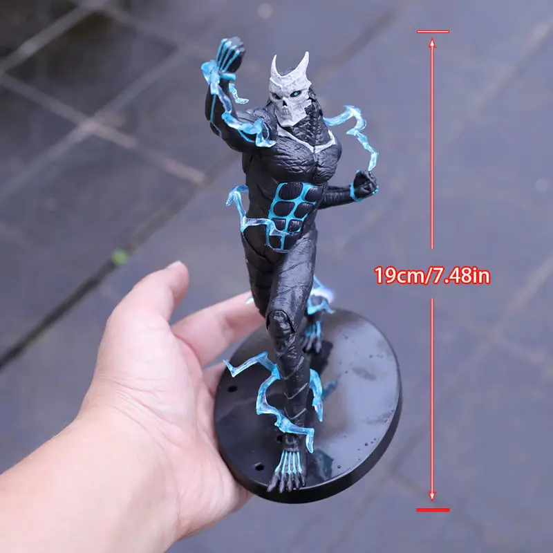 

Премиальная текстура, потрясающая четкая форма, фигурка персонажа 19 см с эффектом молнии, готовая модель, декор для рабочего стола для любителей аниме и коллекционеров