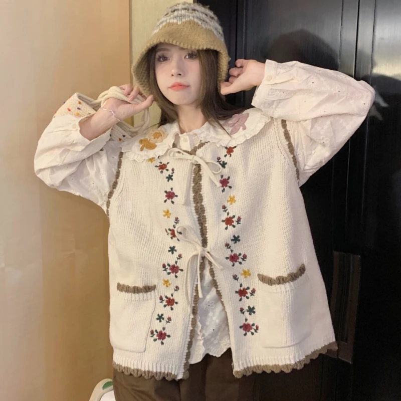 Knitted Vests Women Tender Sweet Floral Embroidery Vintage Indie Folk Casual Sleeveless Warm Girlish All-match Streetwear Mujer