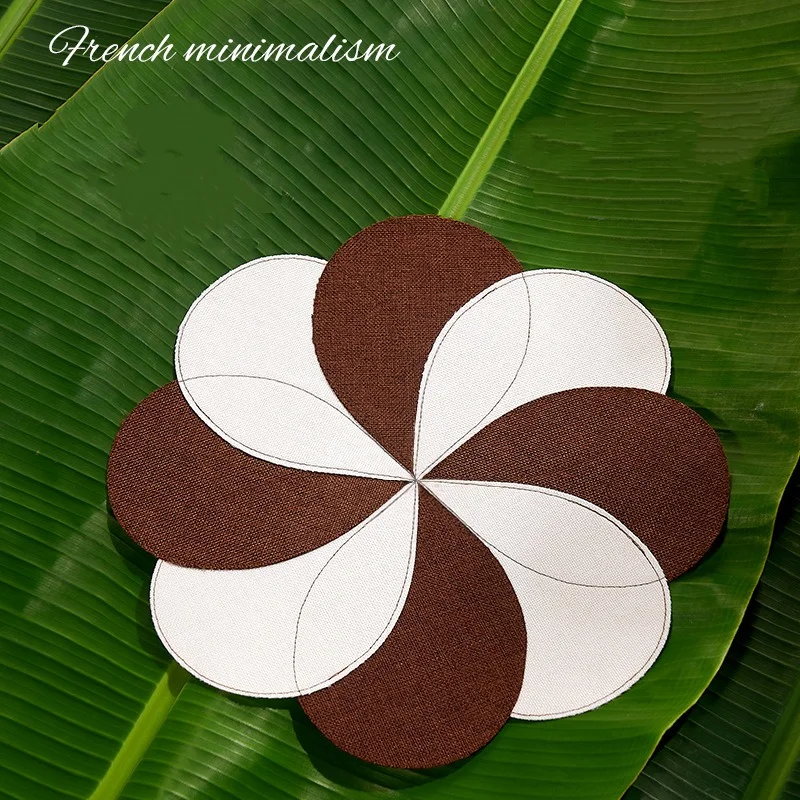 Latest Two Color Linen Flower Mat for Dining Room and Home Table Decoration and Heat Insulation
