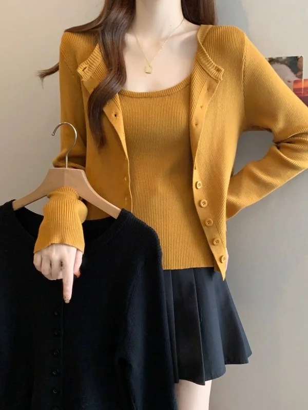 

plus Size Fashionable Knitted Slim Fit Set Long Sleeve Wrap Cardigan Top And Vest Autumn New Style Women's Commute Korean Ver...