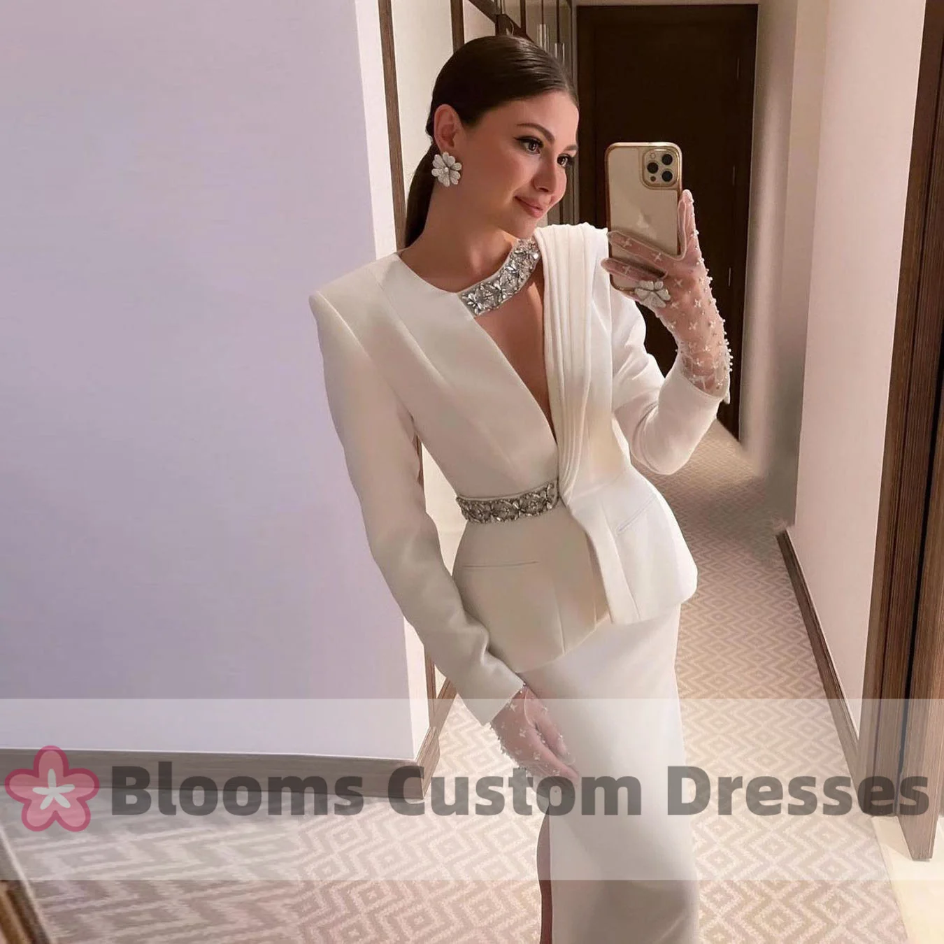 Blooms Customized V-Neck Shiny Stones Beaded Evening Dresses Ivory Color Long Sleeves Crepe Straight Formal Prom Dress 2 Piece