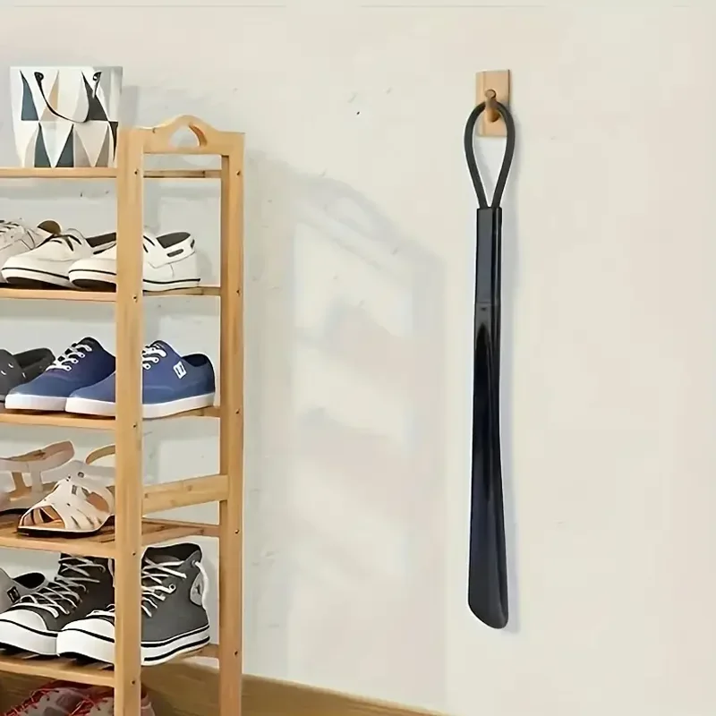 Hängbarer Großer Schuhlöffel aus Farbigem Kunststoff, Schuhtragehilfe, Schuhheber, Schuhpumpe – Detail 6