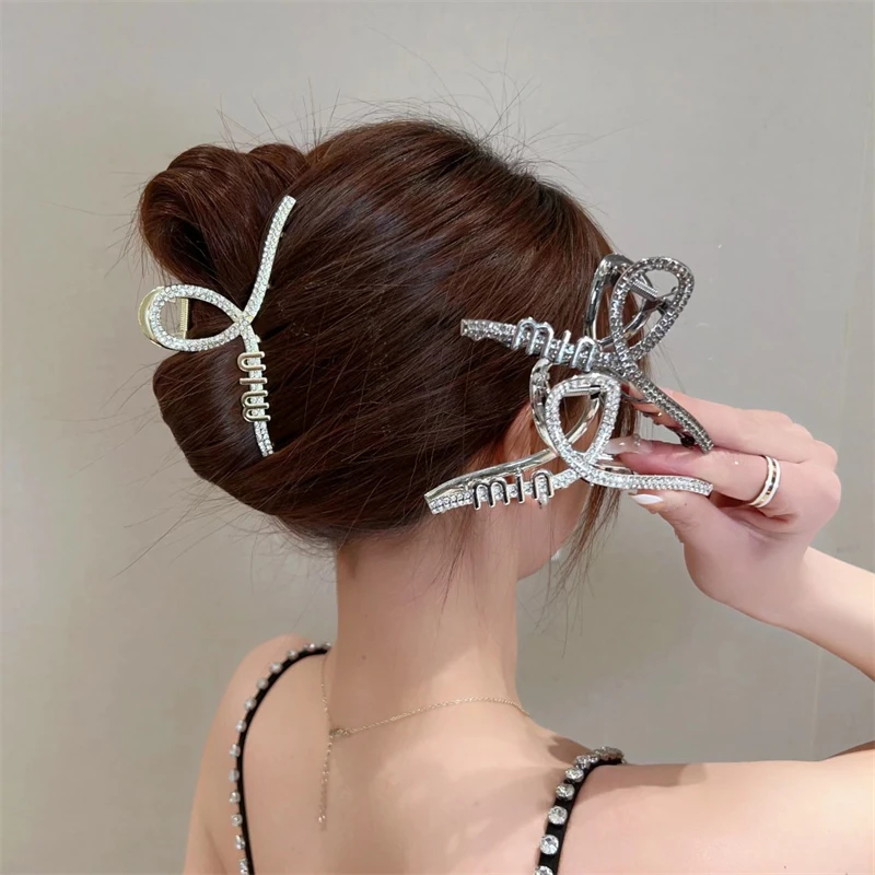 2023 New Rhinestone Letters Metal Grip Clip Retro Ponytail Hair Claw Clip Shark Clip Female Fashion Hair Accessories Gift