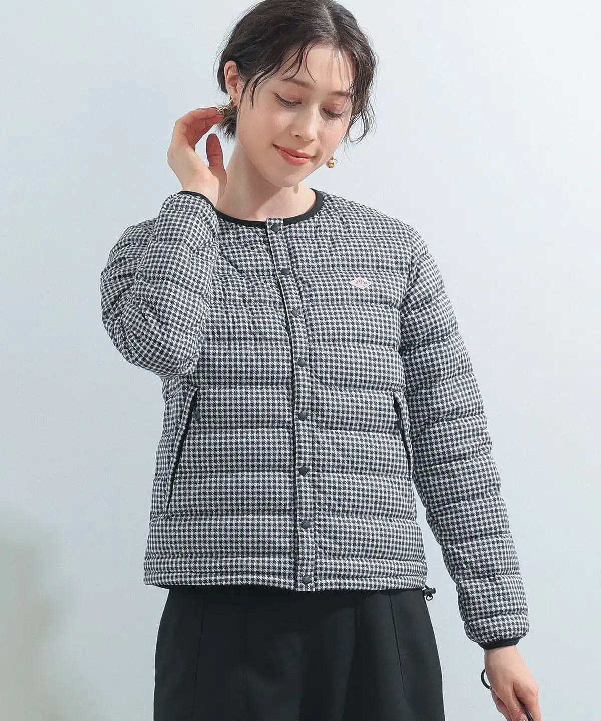 

Winter New Women's round Neck Short down Jacket Ultra-light Waterproof Warm Storage Bag White Duck down Commute Style Coat