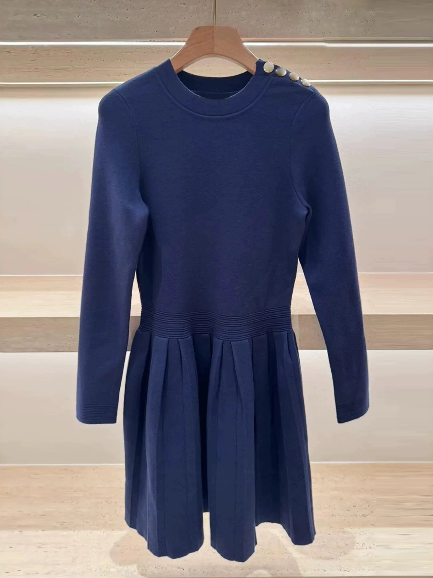 Elegant A-Line Knitted Dress Slim Fit round Neck Long Sleeve High-End Version City Commute Casual Wear Ladies Fashion Winter