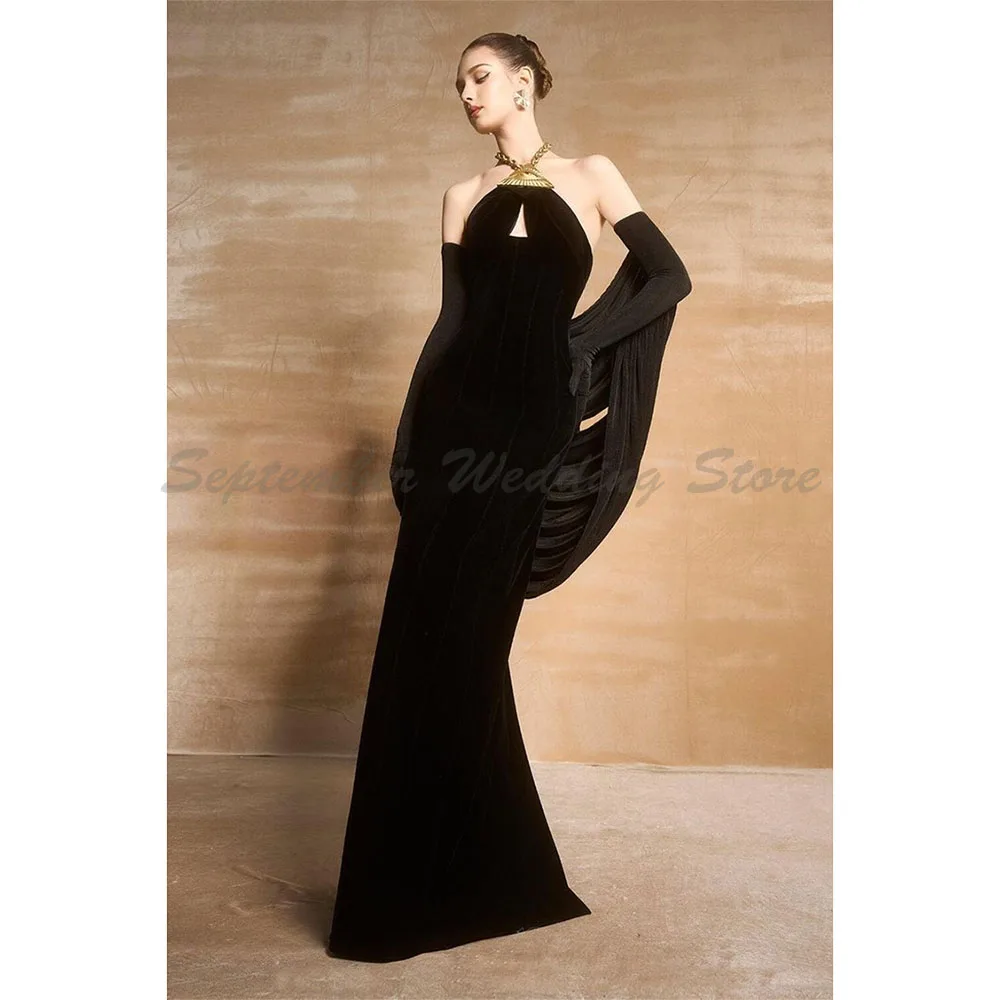 

Black Classic Evening dresses Fashion Sleeveless No gloves Halter Prom Party Backless High Quality Floor length Wedding Gowns