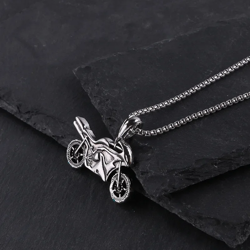 Punk stainless steel box chain necklace cool motorcycle pendant men\'s long sweater chain couple accessories