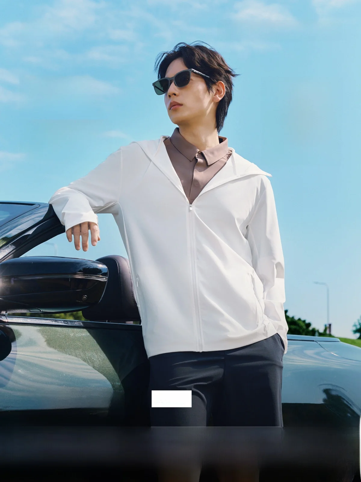 

Bananain Cool Lightweight Breathable Sun Protection Clothing Ice Silk Quick Dry Outdoor Cycling Jacket for Young Men Standard...