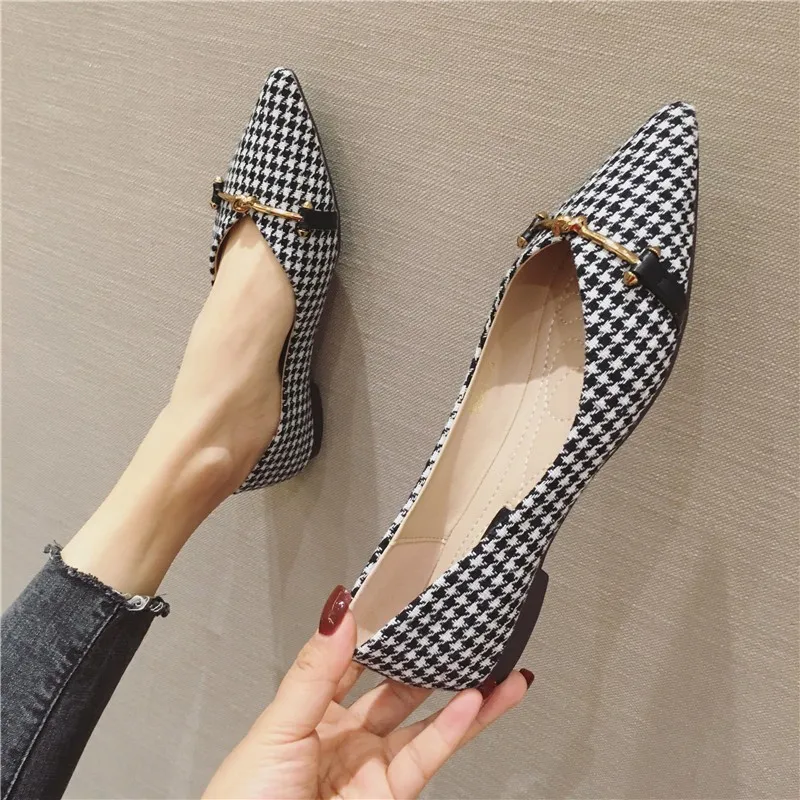 Flat Shoes for Women Pointed Toe Plaid Slip on Loafers Summer Spring Casual Shoes for Female Small Size 31 32 33 34 Women Flats