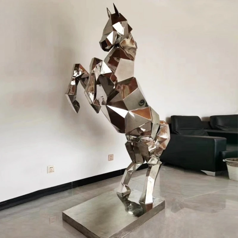 Stainless steel animal cross-section horse sculpture was created