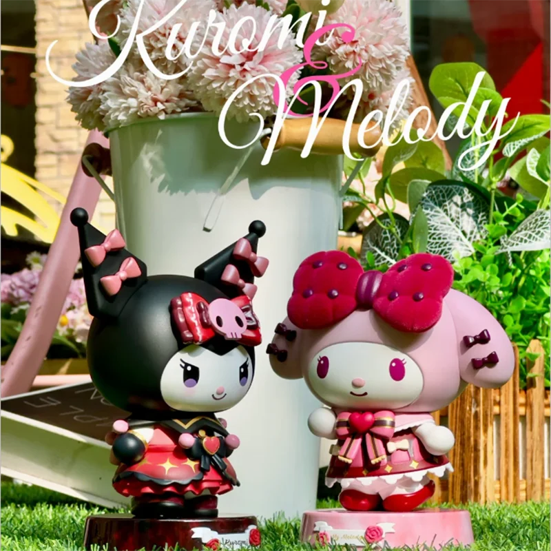 MINISO Sanrio Christmas Dancer Action figure 15cm Kuromi My Melody Dolls For Girl Room Desktop Ornaments Collection Toys