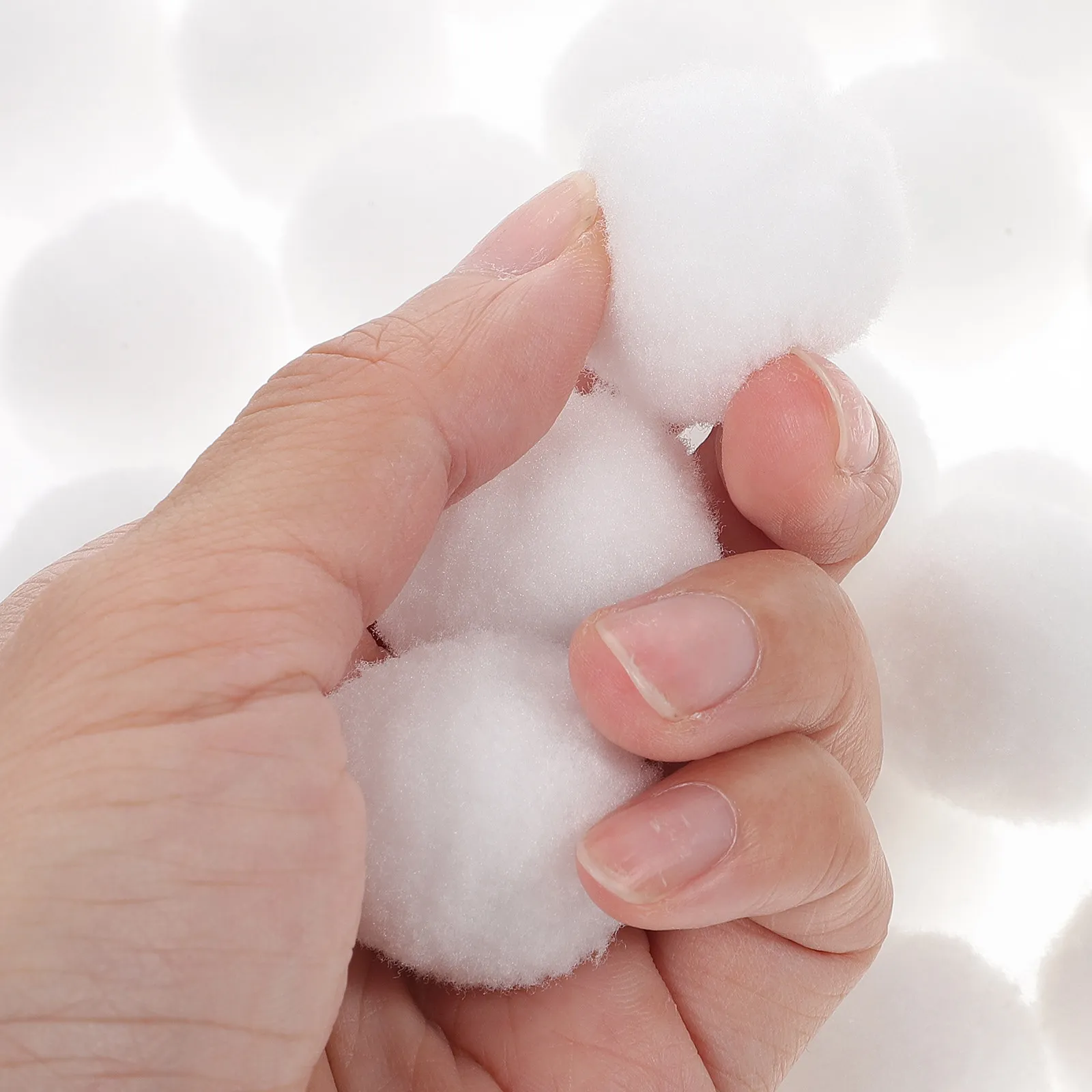 

500 шт. белых помпонов, универсальные аксессуары для рукоделия, украшения для одежды и головных уборов, декор для рукоделия, реквизит для декора одежды