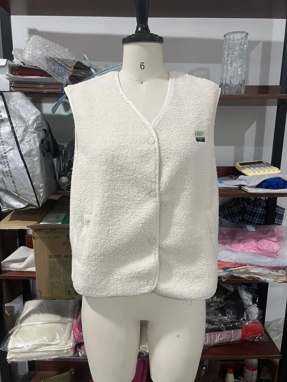 

2025 Autumn Women Waistcoat Jacket O-neck Sleeveless Casual Coat Female Autumn Outerwear New Fashion Vest Elegant Lady Clothes