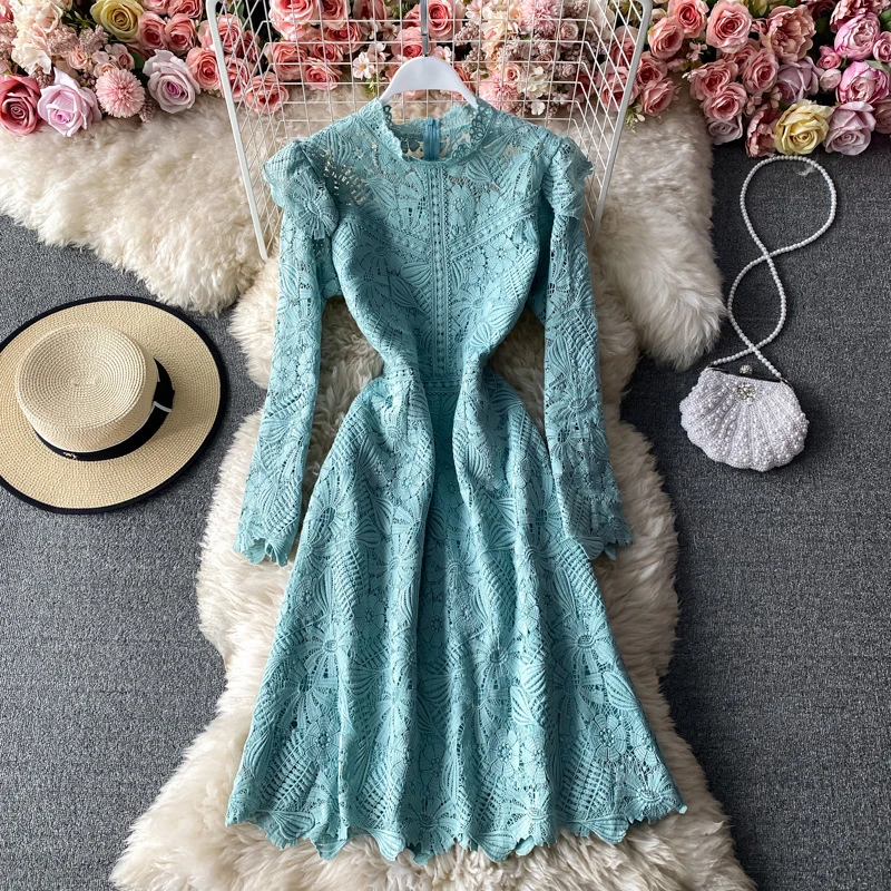 

Young Gee Fashion Runway Women's Dress Long sleeve Hollow out Lace Flowers Slim Elegant Party Dresses vestidos de fiesta