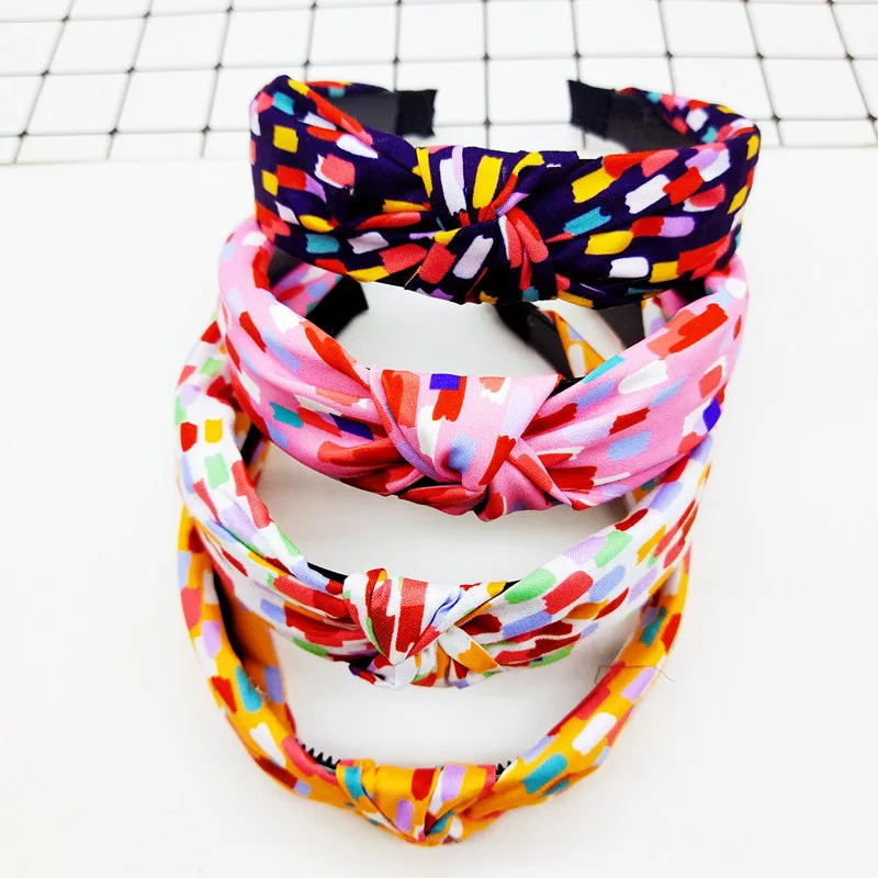 

Elastic Knotted Headband Non-Slip Design with Floral Print Fairy Forest Aesthetic Hair Band for Daily Use
