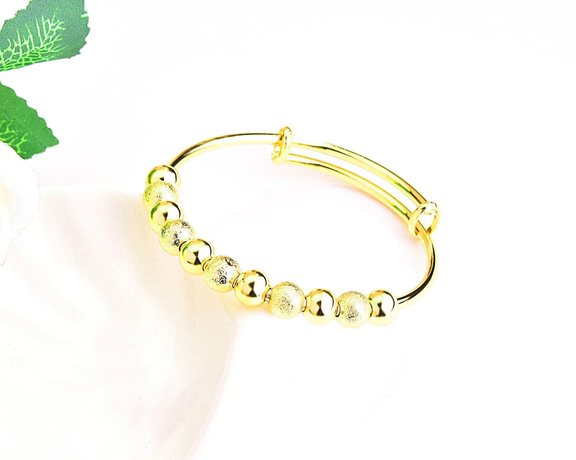Jiuyun bead silver bracelet, gold-plated running bead bracelet, women's exquisite ball jewelry.