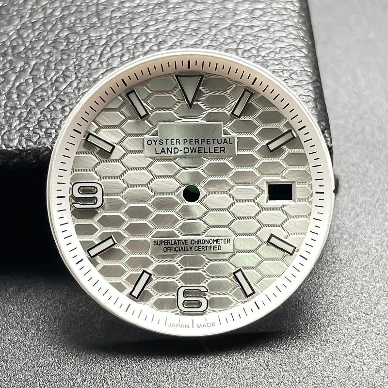 34mm No-Logo Honeycomb Watch Dial with Green Lume - Vertical Line Design Compatible with NH35 Automatic Movement Watch Mod Parts view 4