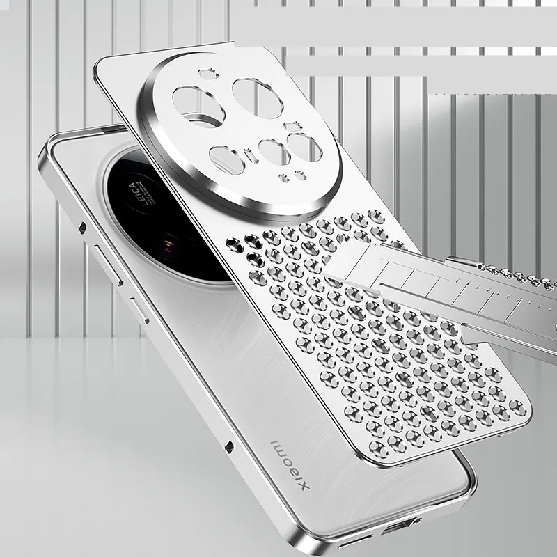 

Металлический чехол для телефона с рассеиванием тепла для Xiaomi 15 Ultra, охлаждающий полый алюминиевый противоударный чехол для Xiaomi 15 ultra