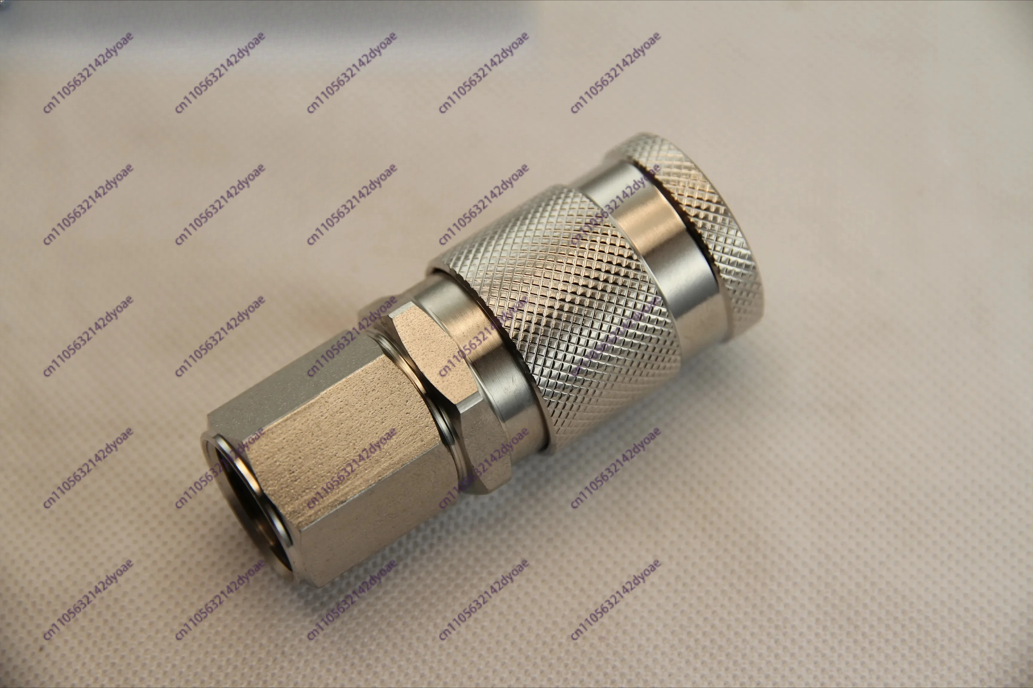 acoplamiento-rapido-hidraulico-de-baja-presion-lp006-lp004