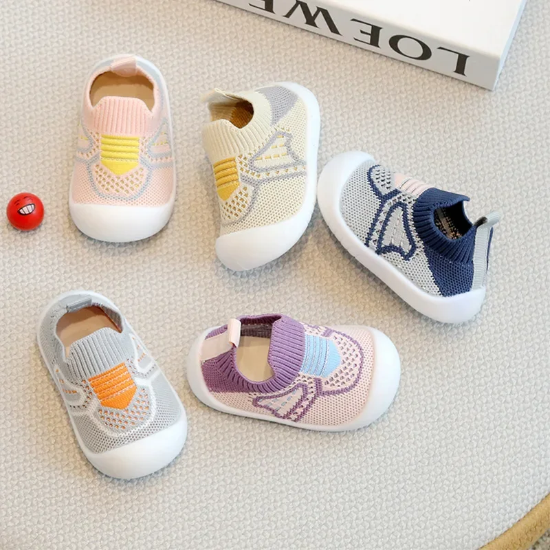 Baby Shoe Soft Sole Casual Toddler Shoes Lovely Antiskid Children Shoes All Season Barefoot Shoes for Boy and Girls Zapatos Bebe