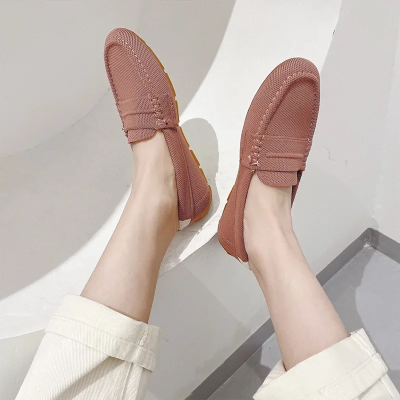 Large Size 34-43 Women\'s Flat Shoes Soft Sole Anti Slip Casual Bean Shoes 2023 New Knitted Woven Flats Shoes Slip on Loafers