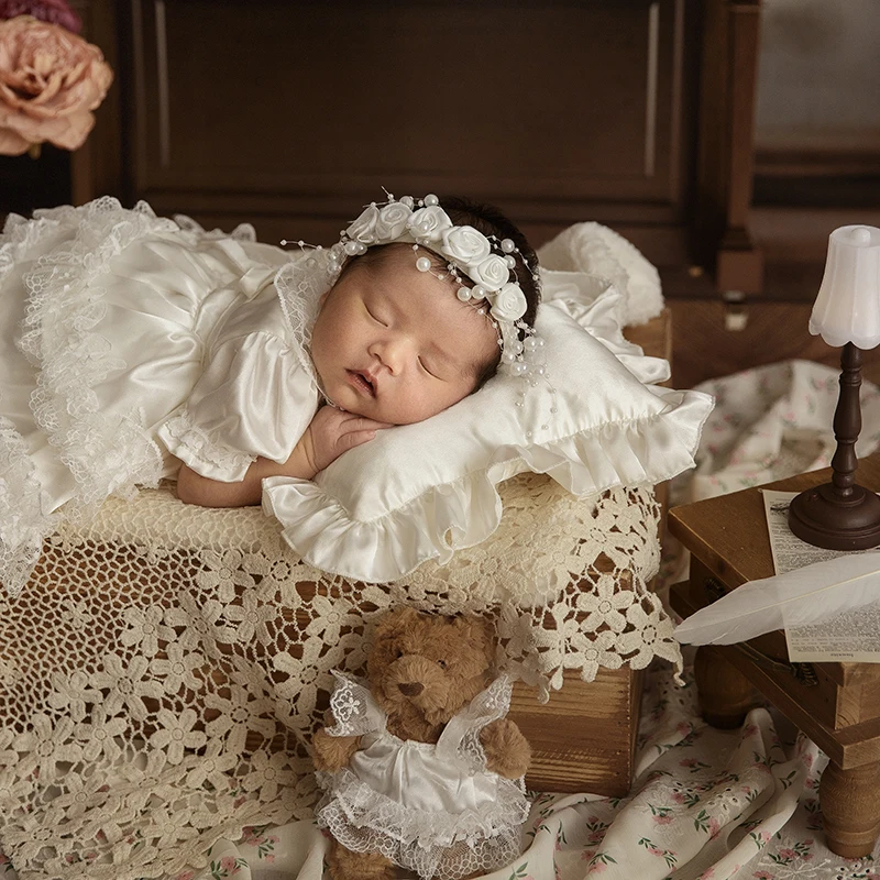 Englund Style Newborn Photography Props Cute Plush Wedding Dress Bear Doll Baby Boys Girls Studio Shooting Accessories