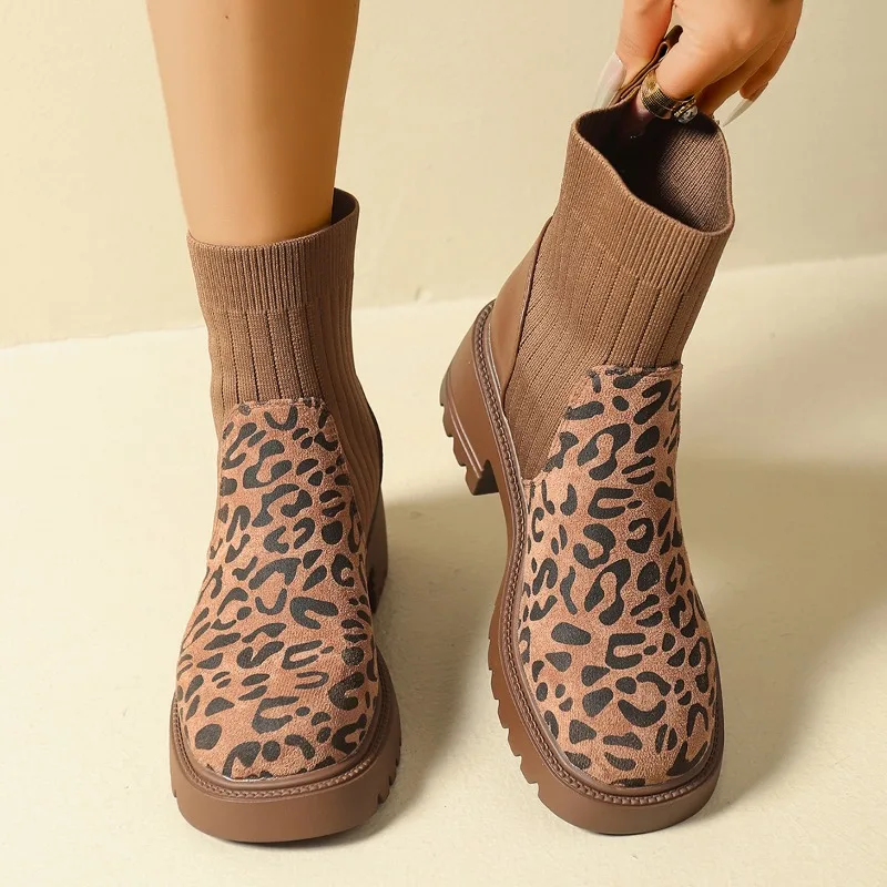 Round-Toed Leopard …