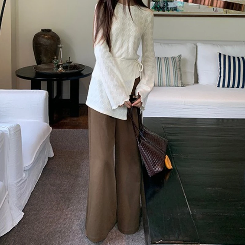 2025 Set di tende con gonna con lacci in maglione lavorato a maglia a maniche lunghe sottile leggero cavo di fascia alta con temperamento autunnale