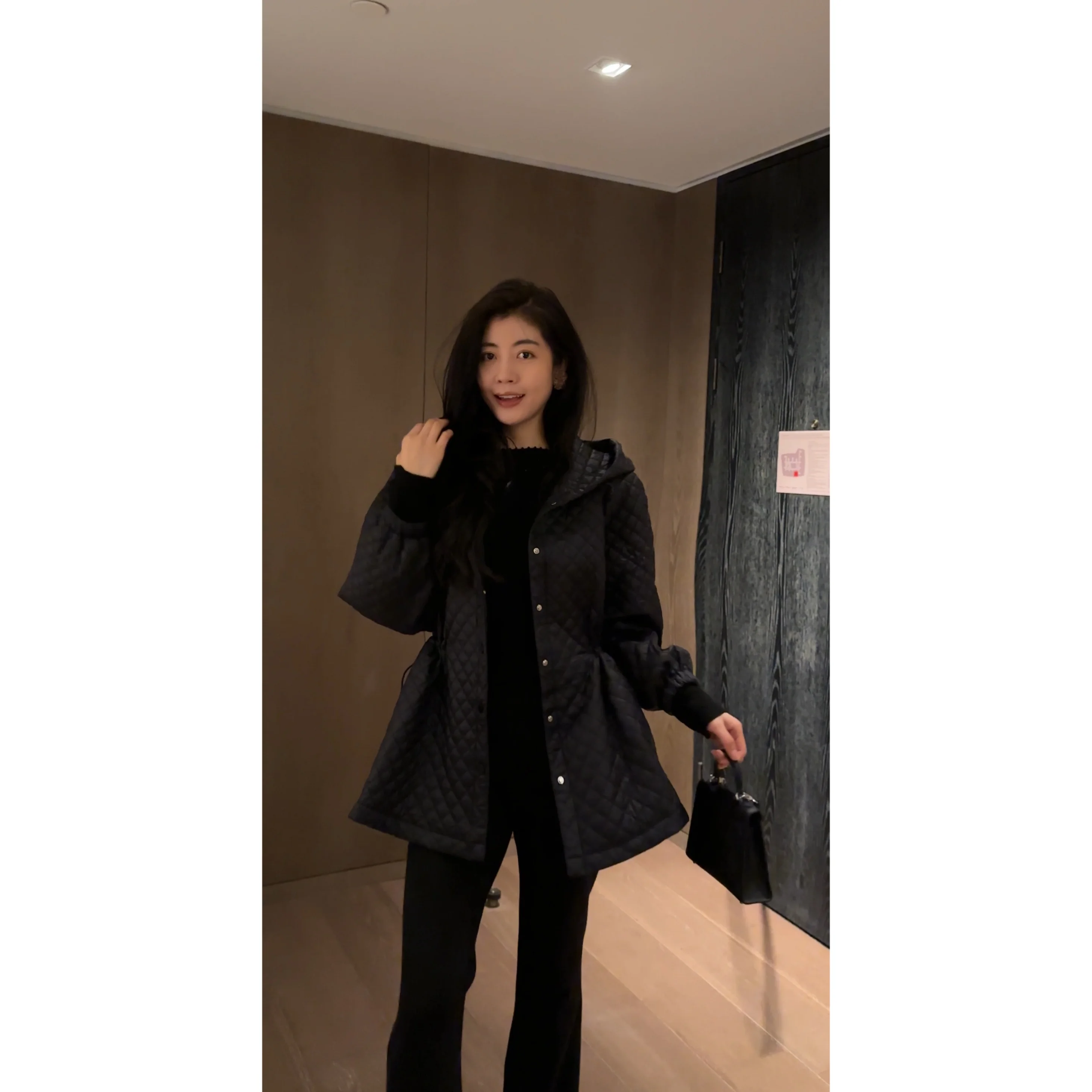 

Зимняя новинка NCOU Nie Kou: свободное женское хлопковое пальто с ромбовидным узором, теплая куртка с капюшоном и поясом для талии