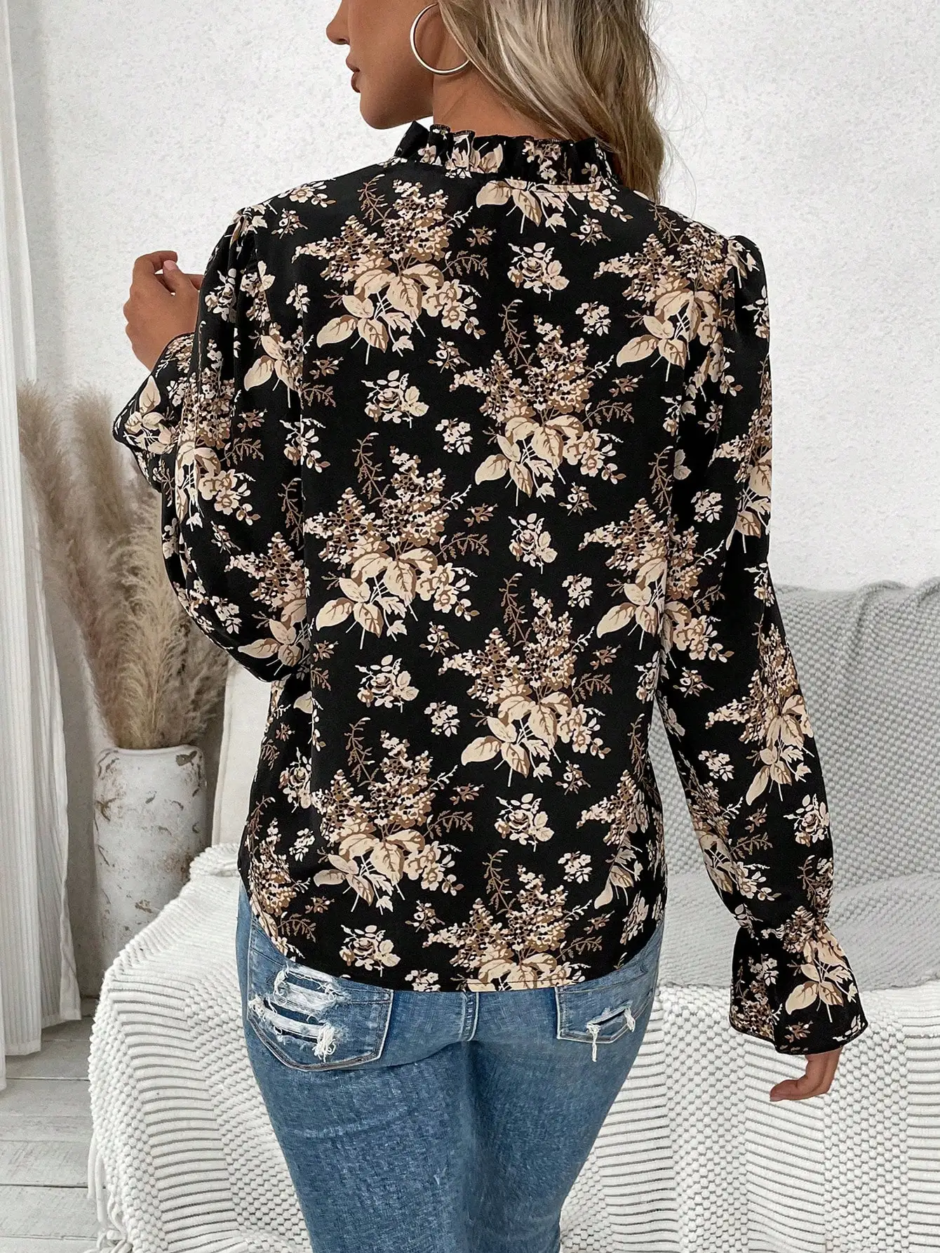 2024 new women\'s shirt notched with flapped collar flared sleeve long sleeve pleated edge knotted blouse woven springless elegan