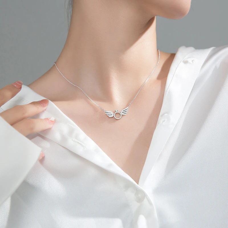 Modian Vintage 925 Sterling Silver Exquisite Angel Wings Luxury Pendant for Women Four Claw Zircon Pendant Wedding Fine Jewelry