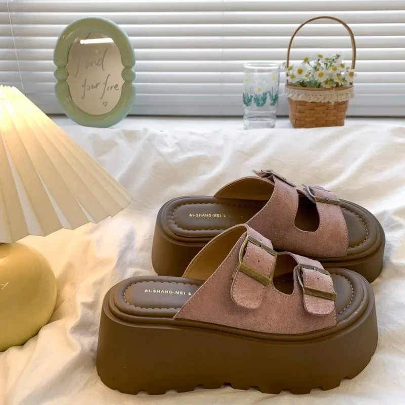 Woman Popular Design Shoes Non-slip Outdoor Unique Features Women 2026 Casual Platform Thick-soled Slippers