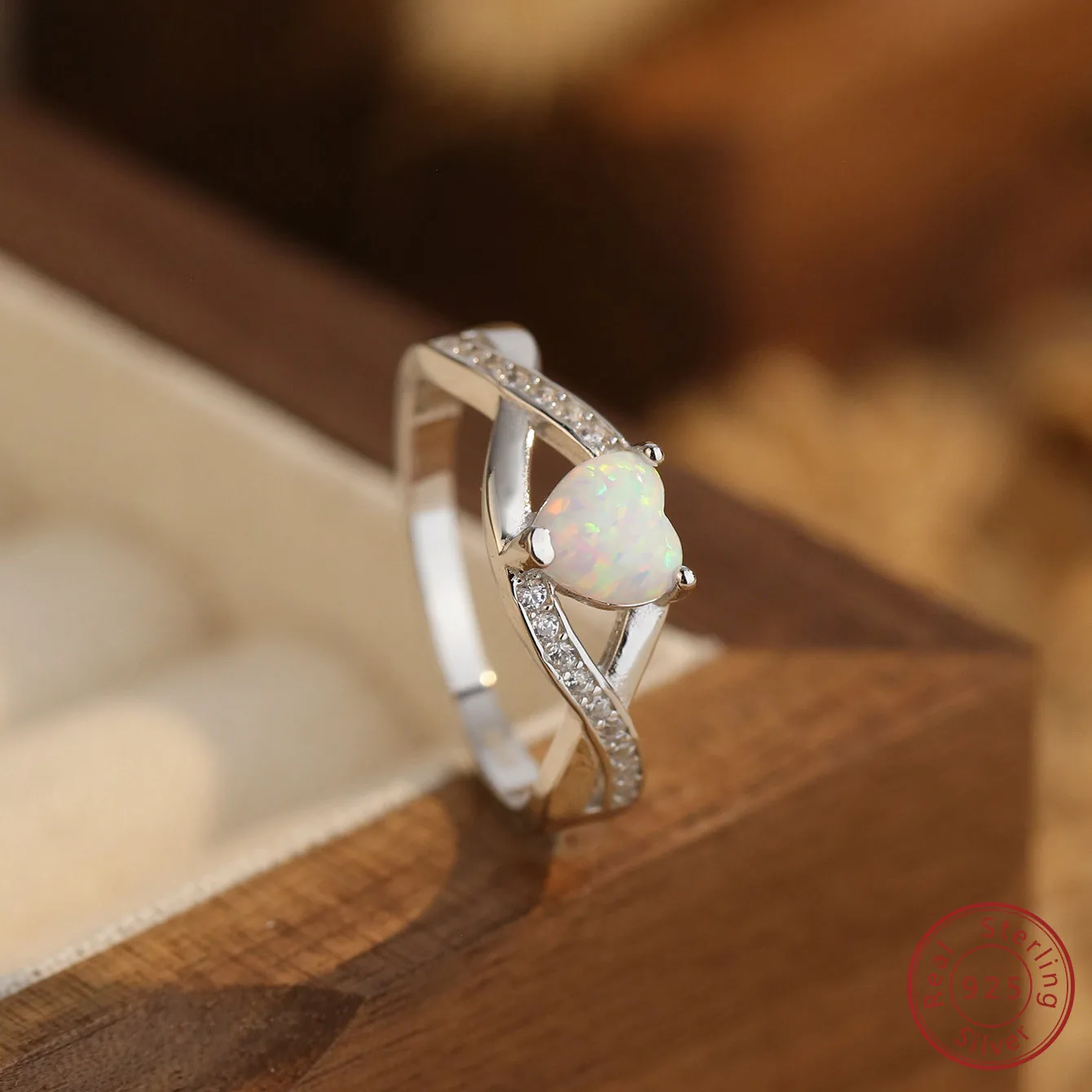 2024 European and American New 100% 925 sterling silver Personalized Creative Fashion temperament heart-shaped White Opal ring