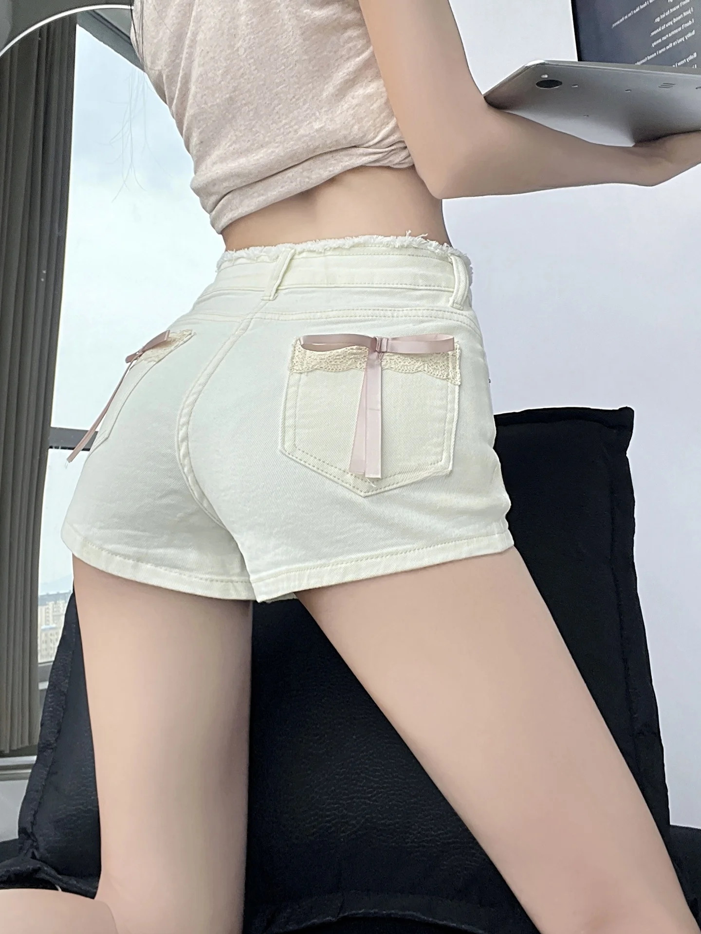 High Waist Lace Patchwork  Knot Denim Shorts Women's Summer New Style Small Size Slimming Hip Enhancing Hot Pants