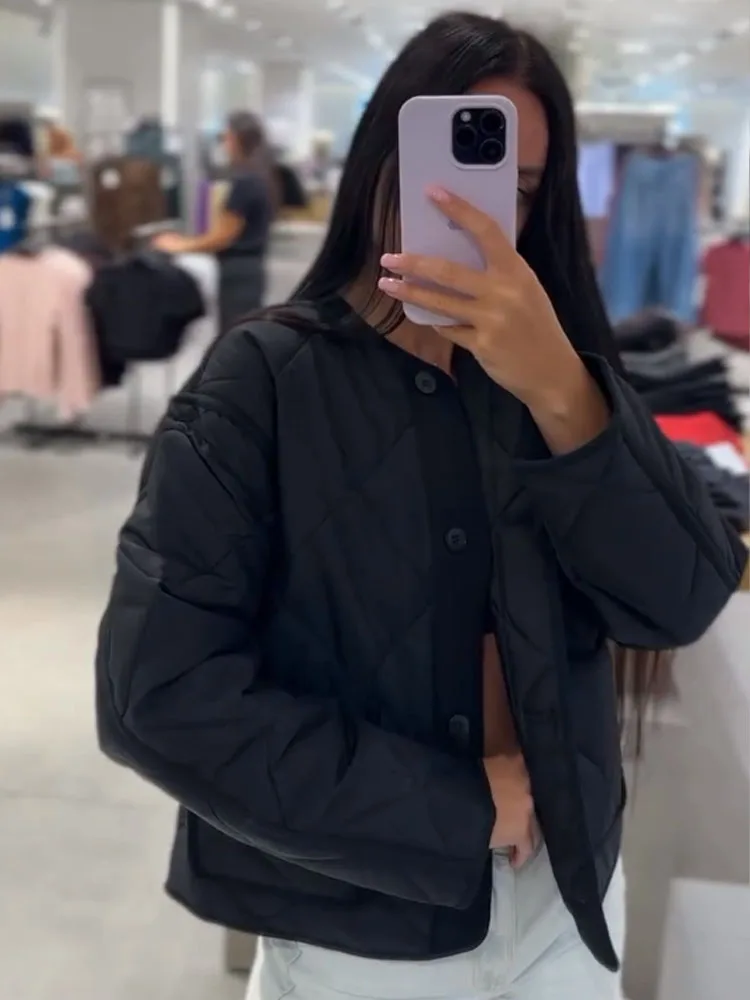 

HH Winter Woman Casual Loose High Street Outcoat Single-breasted Pockets Decorate Long Sleeve Coat Women Plaid Seams Cotton Coat