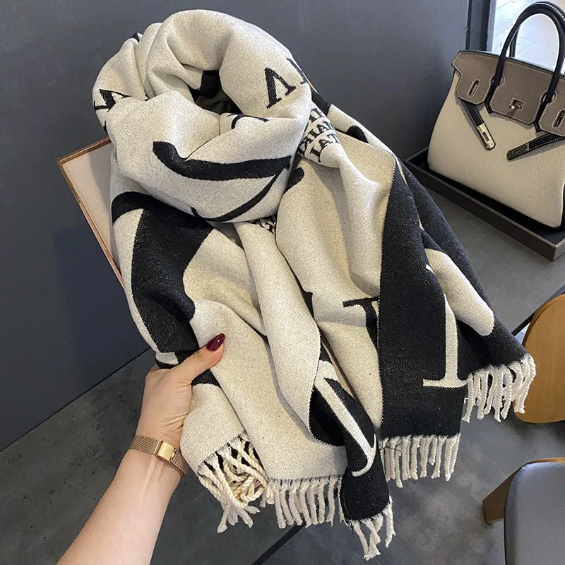 

Luxury Autumn winter 2024 New Imitation Cashmere Scarf Women Fashion Versatile Lady Girls Warm Cape Neck Ladies Scarves Écharpes