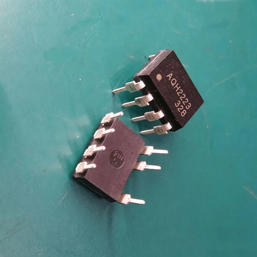 10pcs/lot new original AQH2223 solid state relay IC chip Manifold 2223 DIP7 In Stock