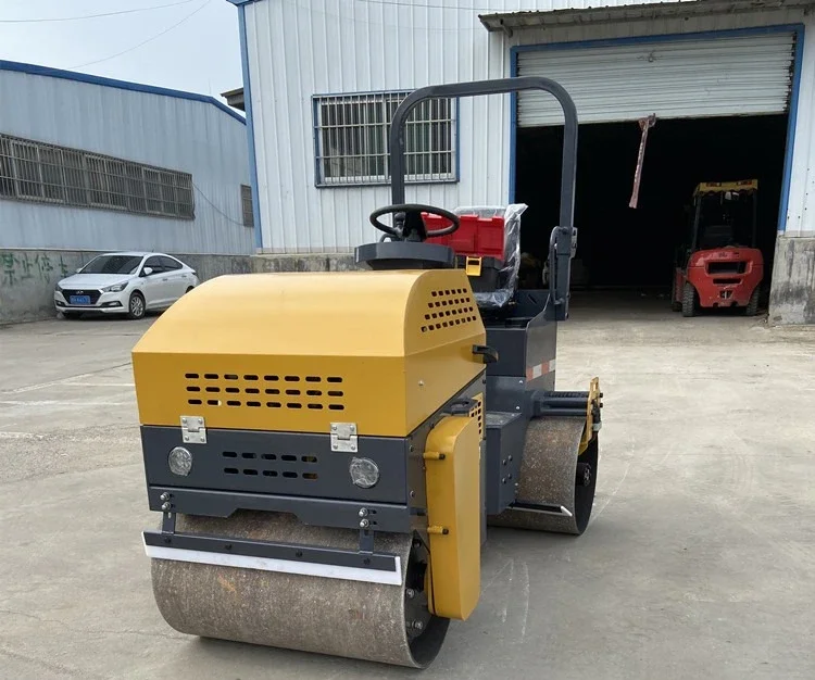 Ride-mounted vibratory roller One ton two ton roller Double steel wheel roller