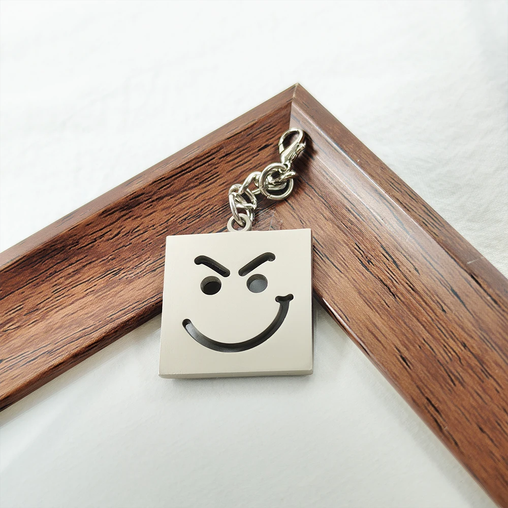 Band-Musik-Schlüsselanhänger-Set, modifizierter Bären-Smile-Face-Metallanhänger, Schlüsselring, Kreuz, Geschenk für Musikfans, Schmuck – Detail 18